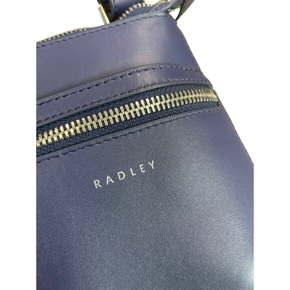Radley London womans leather Navy Scottie Dog Logo Crossbody Med SKU 9552 - Picture 3 of 16